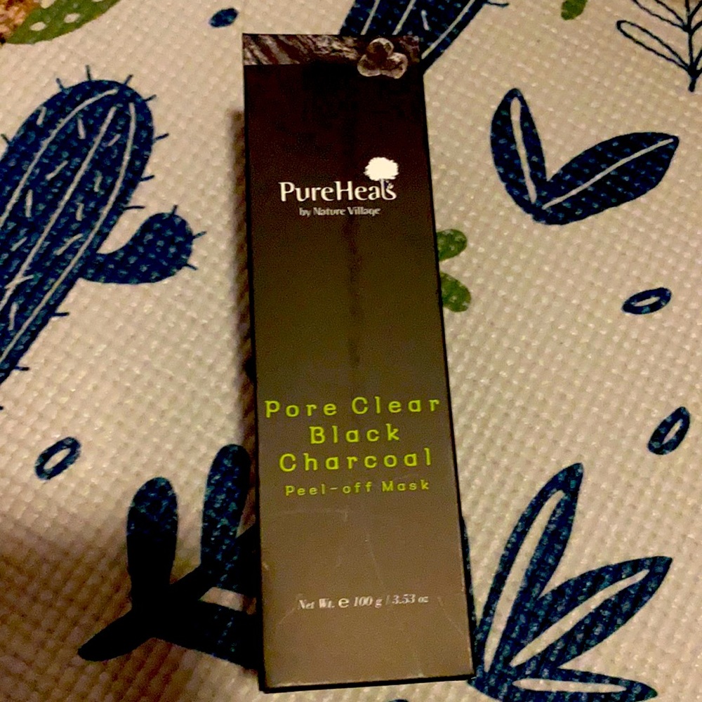 PureHeal’s  Charcoal Peel-Off Mask